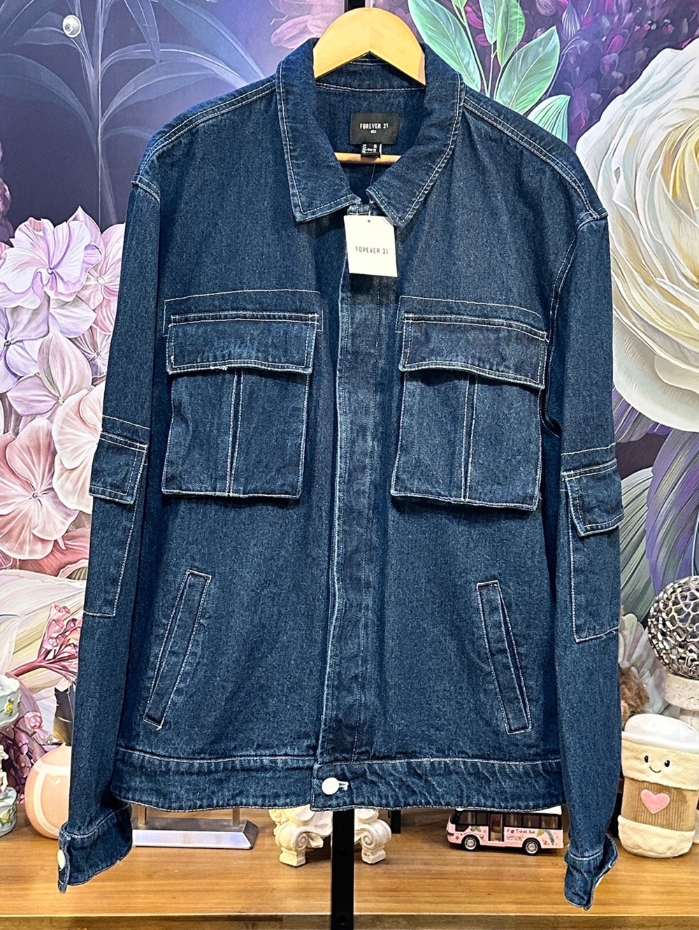 Forever 21 XL Dark Denim Trucker Jacket Snap Cargo Sleeve Pockets Normcore
